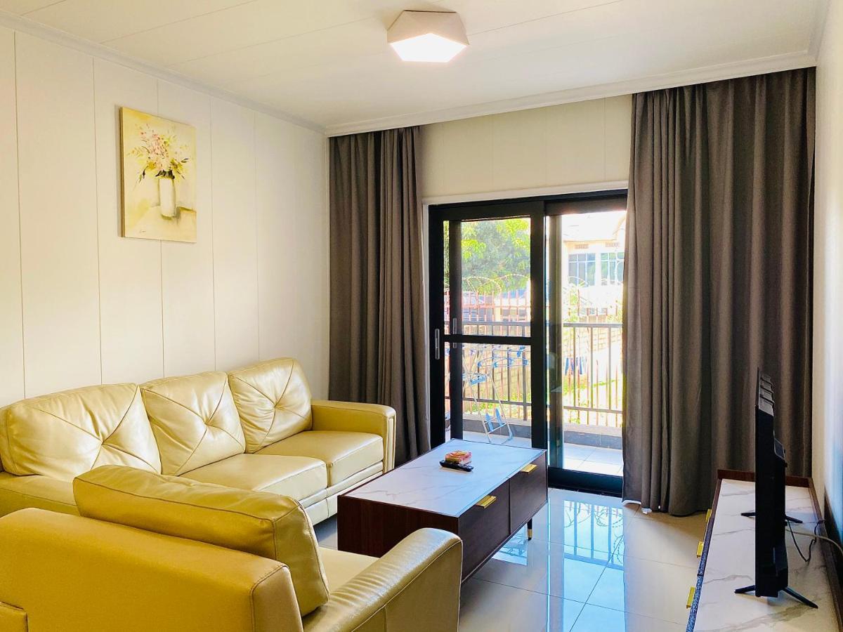 Phoenix Apartment By Link Kigali Exterior foto