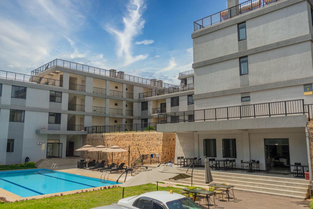Phoenix Apartment By Link Kigali Exterior foto